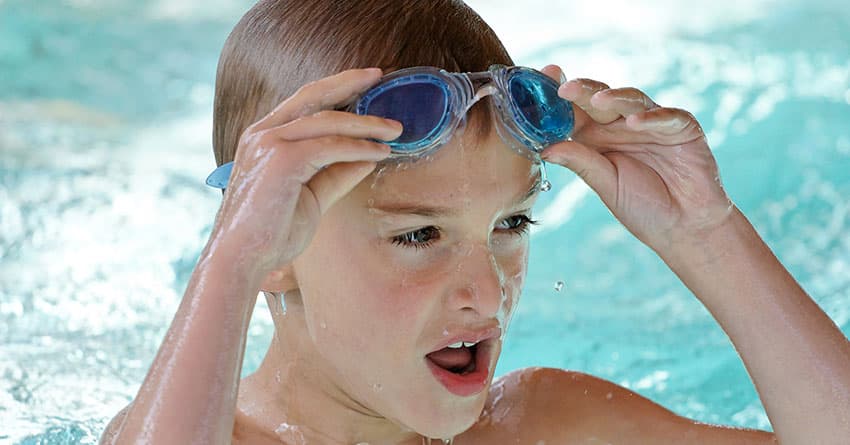 ÇUKURAMBAR KAPALI HAVUZ - YÜZME