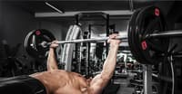 BENCH PRESS YAPARKEN NELERE DİKKAT ETMELİSİNİZ?