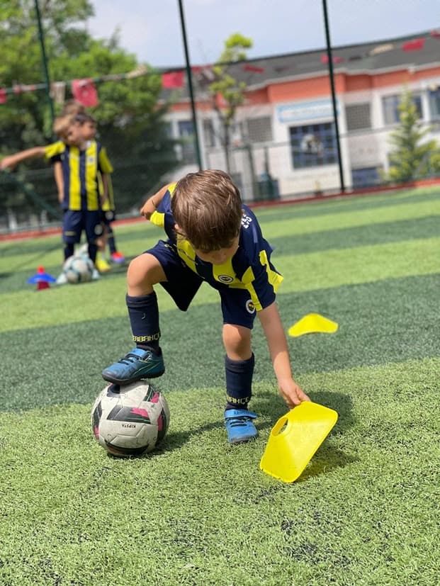 Fenerbahçe Futbol Okulu - Etimesgut