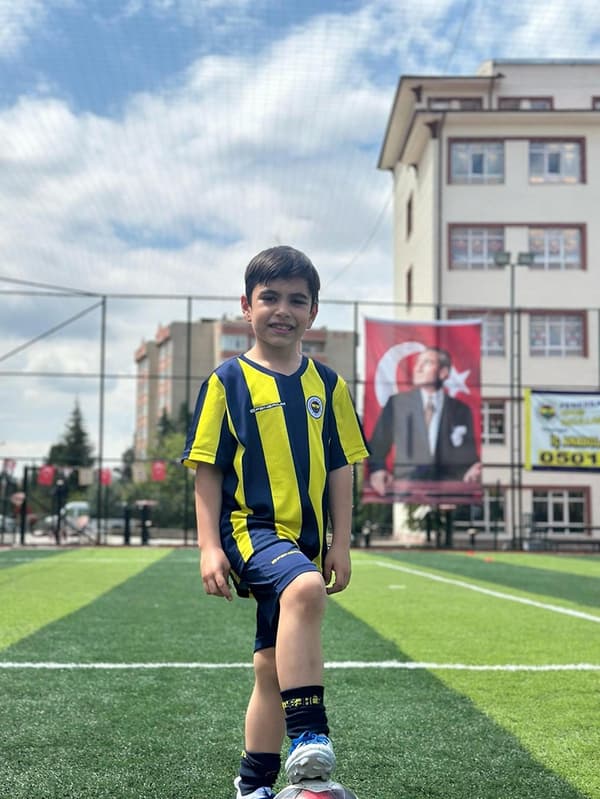 Fenerbahçe Futbol Okulu - Etimesgut - 13. Fotoğraf Fenerbahçe Futbol Okulu - Etimesgut - 13. Fotoğraf