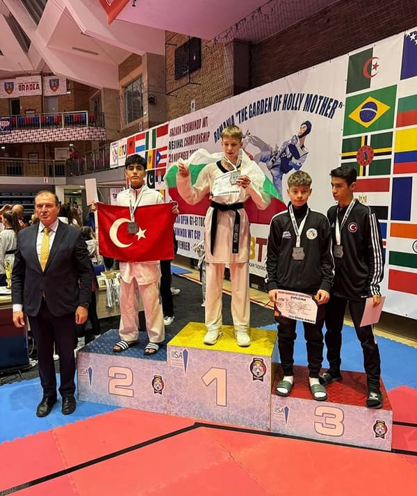 Ayaz Spor Kulübü - 5. Fotoğraf Ayaz Spor Kulübü - 5. Fotoğraf
