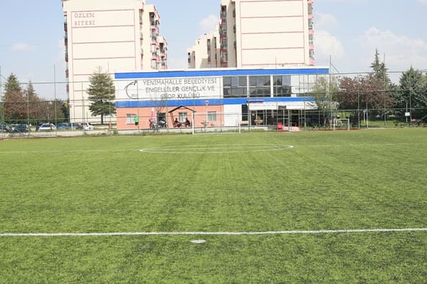 Aybesk Halı Saha - 7. Fotoğraf Aybesk Halı Saha - 7. Fotoğraf