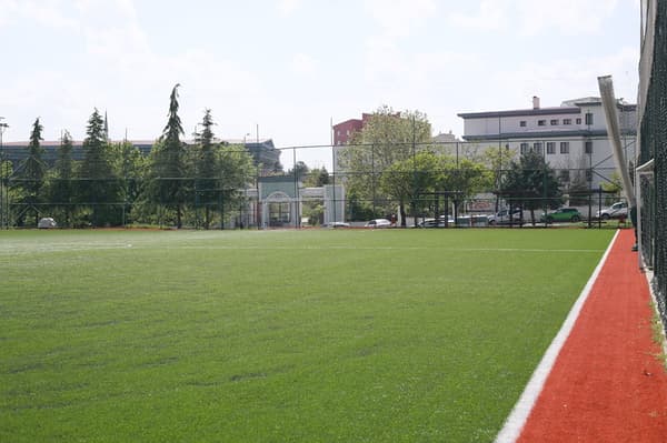 Aybesk Halı Saha - 2. Fotoğraf