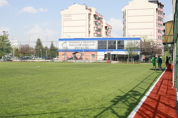 Aybesk Halı Saha - 10. Fotoğraf
