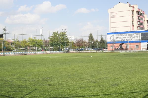 Aybesk Halı Saha - 14. Fotoğraf Aybesk Halı Saha - 14. Fotoğraf
