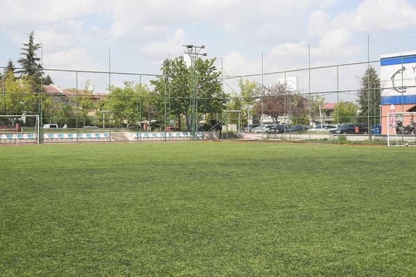 Aybesk Halı Saha - 9. Fotoğraf
