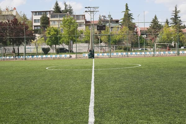 Aybesk Halı Saha - 11. Fotoğraf