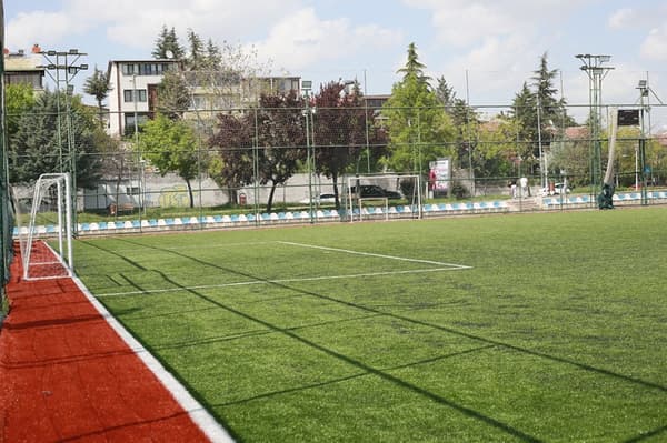 Aybesk Halı Saha - 5. Fotoğraf
