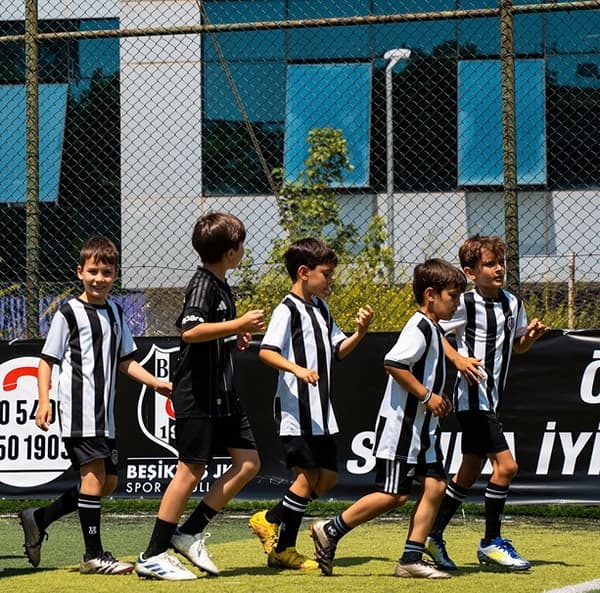 Beşiktaş Çayyolu Futbol Okulu - 12. Fotoğraf