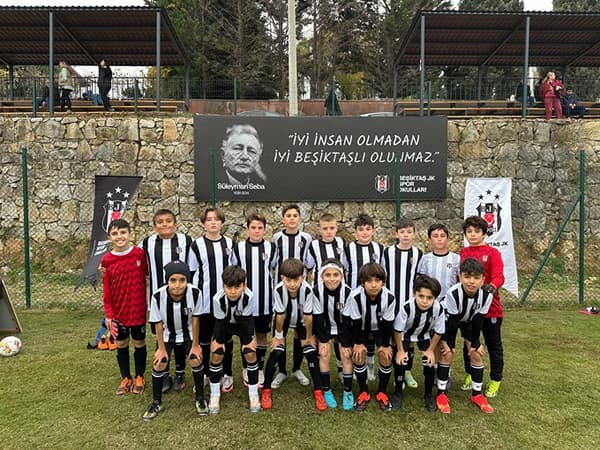 Beşiktaş Çayyolu Futbol Okulu - 2. Fotoğraf