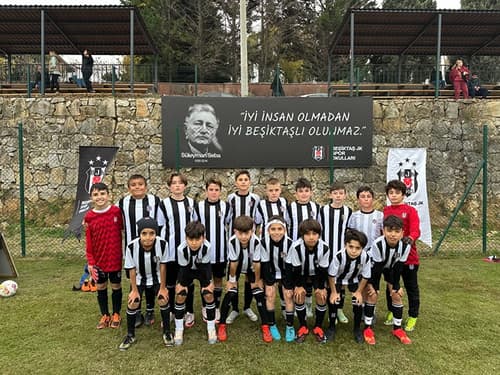 Beşiktaş Çayyolu Futbol Okulu - Bağlıca Bölgesel Spor Çalışmaları - 1. Fotoğraf Beşiktaş Çayyolu Futbol Okulu - Bağlıca Bölgesel Spor Çalışmaları - 1. Fotoğraf