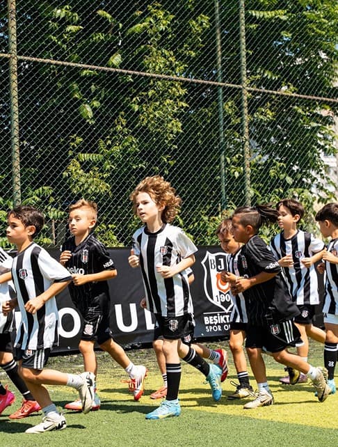 Beşiktaş Çayyolu Futbol Okulu - 4. Fotoğraf