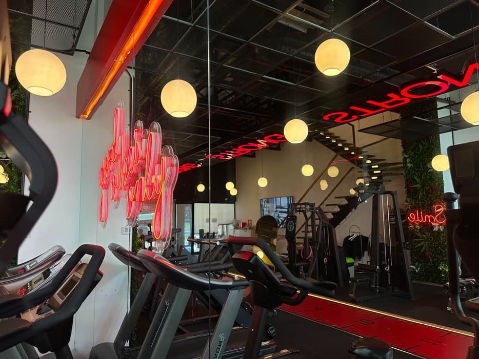 Elfit Women Gym