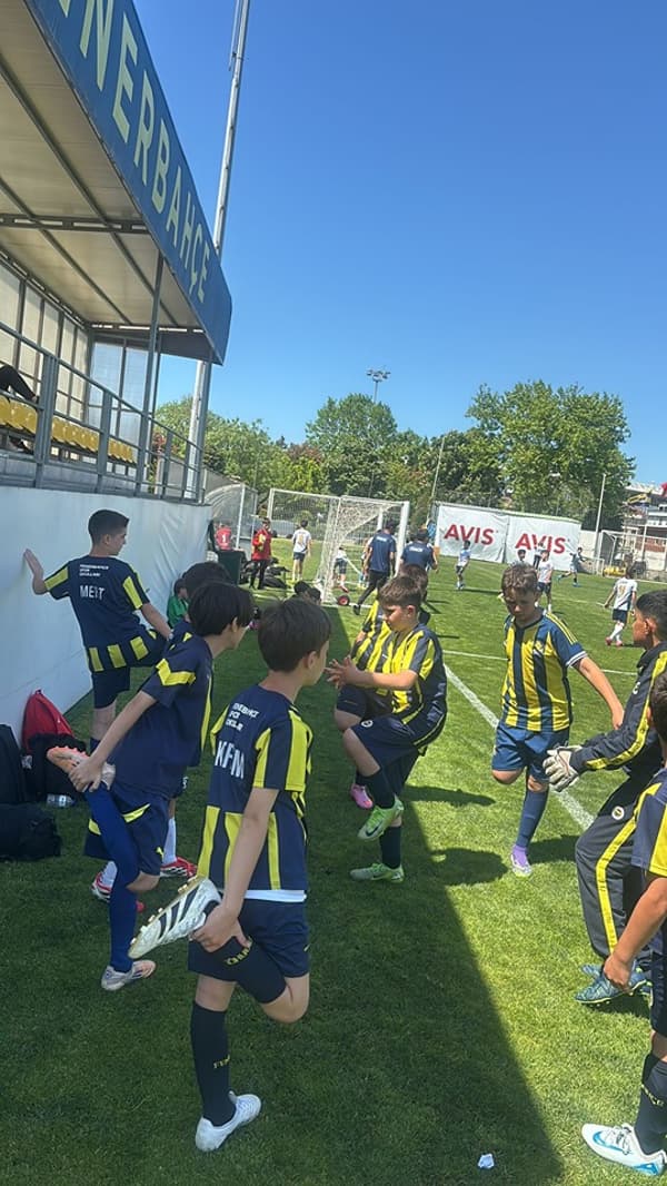 Fenerbahçe Spor Okulları - Batıkent - 6. Fotoğraf Fenerbahçe Spor Okulları - Batıkent - 6. Fotoğraf