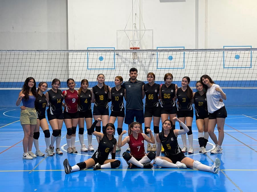 Kırmızı Kara Spor Kulübü