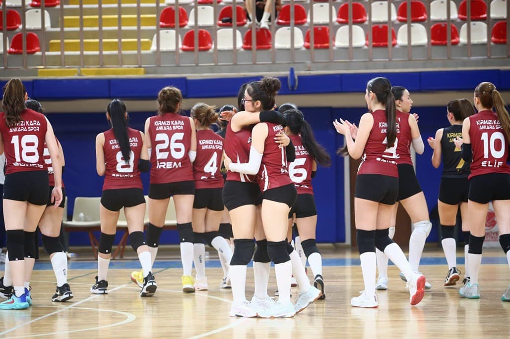 Kırmızı Kara Spor Kulübü - 2. Fotoğraf