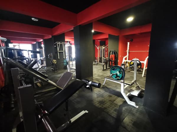 Power Line Sport Center - 13. Fotoğraf Power Line Sport Center - 13. Fotoğraf