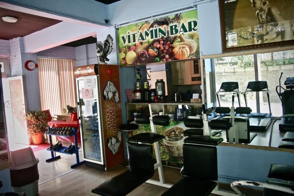 Power Line Sport Center - 30. Fotoğraf Power Line Sport Center - 30. Fotoğraf