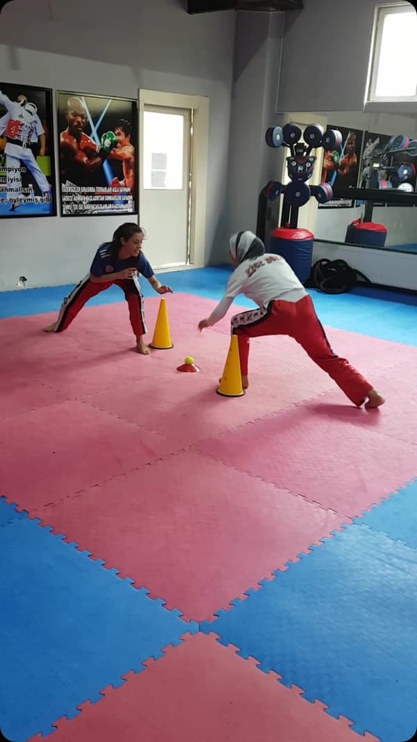 İkra Spor Kulübü - 82. Fotoğraf İkra Spor Kulübü - 82. Fotoğraf