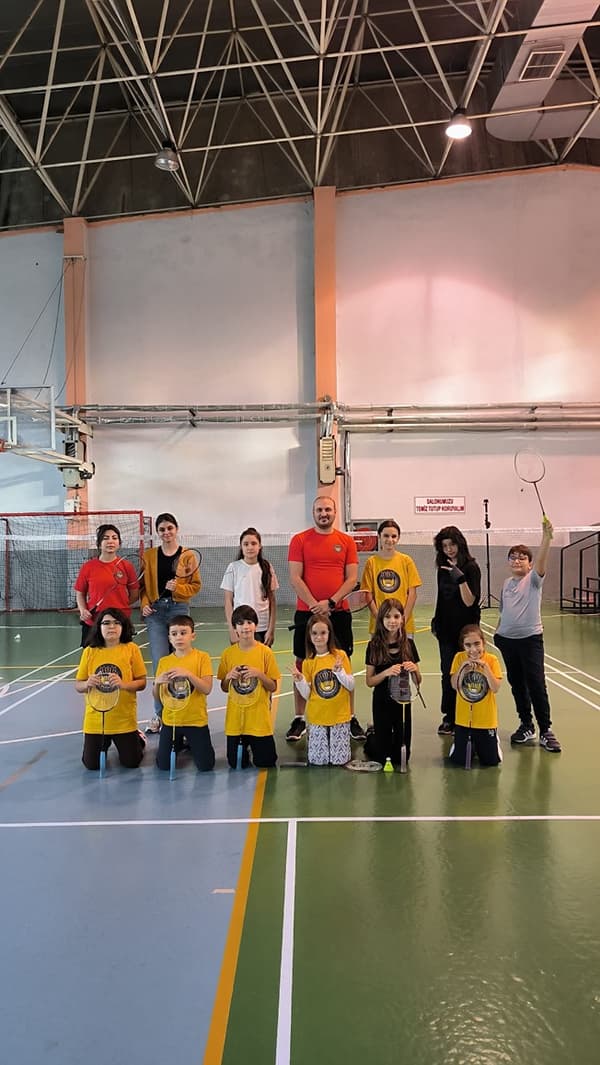 Başkent Badminton Akademi - 9. Fotoğraf Başkent Badminton Akademi - 9. Fotoğraf