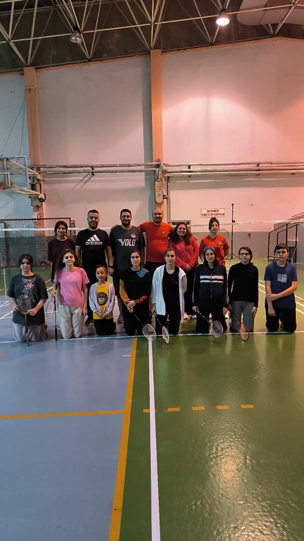 Başkent Badminton Akademi - 10. Fotoğraf Başkent Badminton Akademi - 10. Fotoğraf