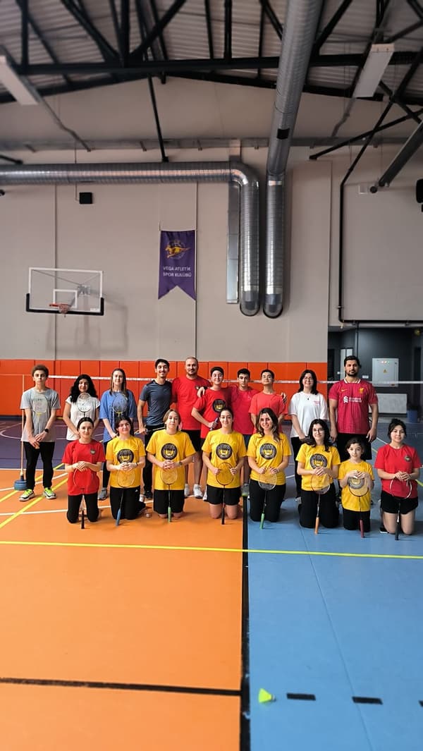 Başkent Badminton Akademi - 19. Fotoğraf Başkent Badminton Akademi - 19. Fotoğraf