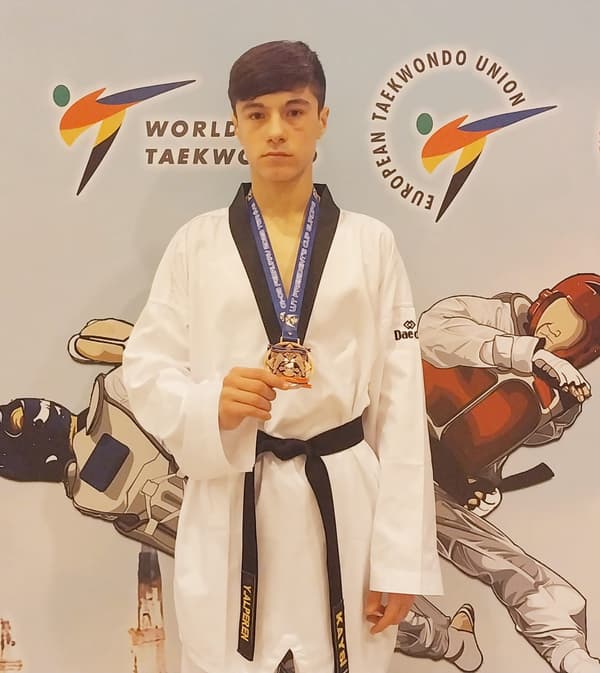 Şenol Kaysi Spor Akademisi - 19. Fotoğraf Şenol Kaysi Spor Akademisi - 19. Fotoğraf