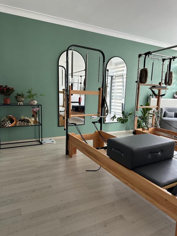 Sacrum Fizyoterapi Pilates - 2. Fotoğraf Sacrum Fizyoterapi Pilates - 2. Fotoğraf