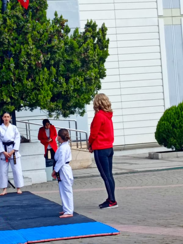 Güneş Karate Do Spor Kulübü - 43. Fotoğraf Güneş Karate Do Spor Kulübü - 43. Fotoğraf