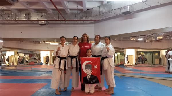Güneş Karate Do Spor Kulübü - 48. Fotoğraf Güneş Karate Do Spor Kulübü - 48. Fotoğraf