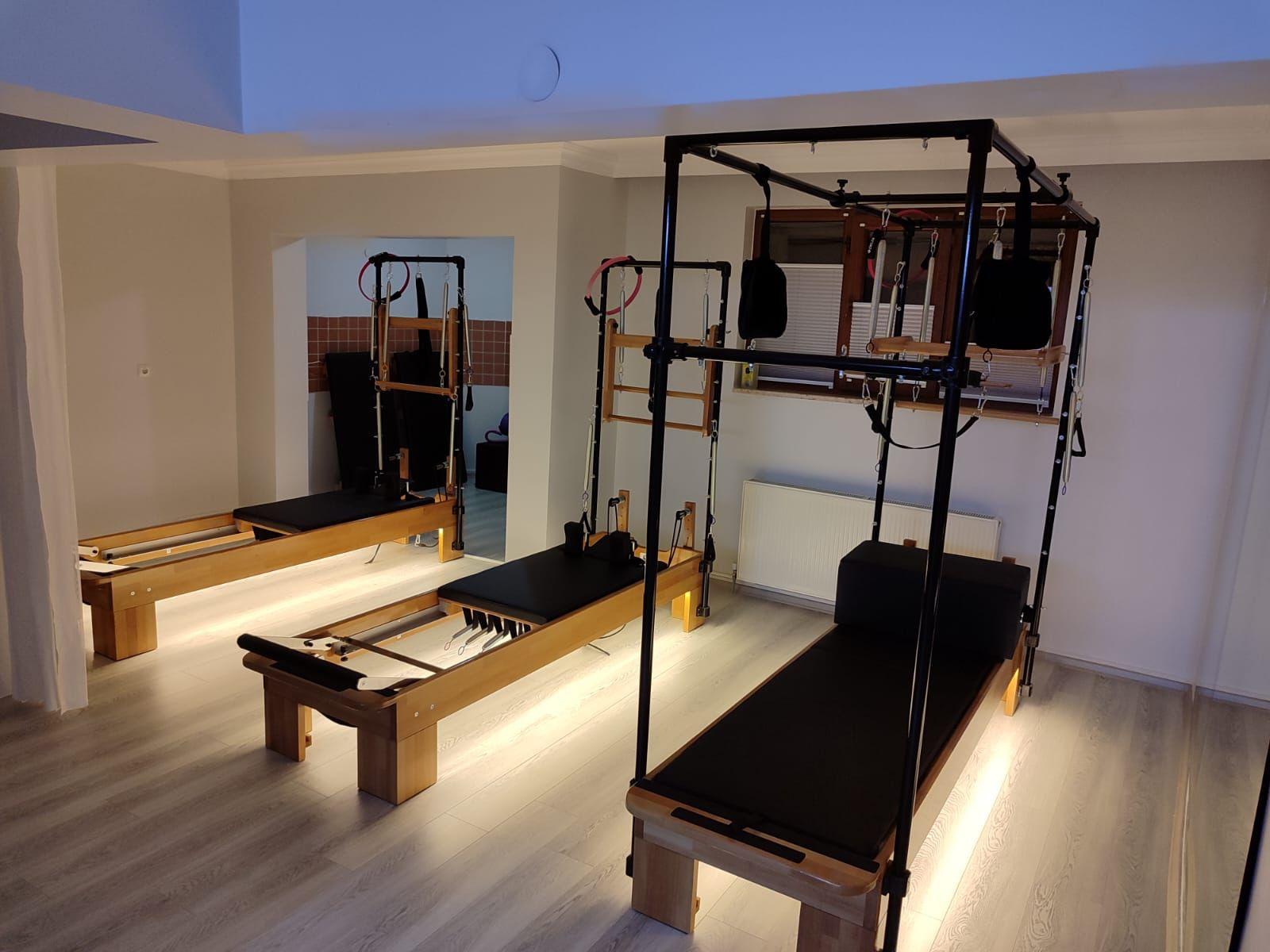 Gold Pilates - Çayyolu  Pilates Trapeze - 2. Fotoğraf