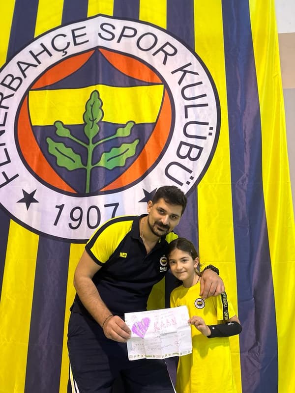 Fenerbahçe Spor Okulları - Eryaman - 9. Fotoğraf Fenerbahçe Spor Okulları - Eryaman - 9. Fotoğraf