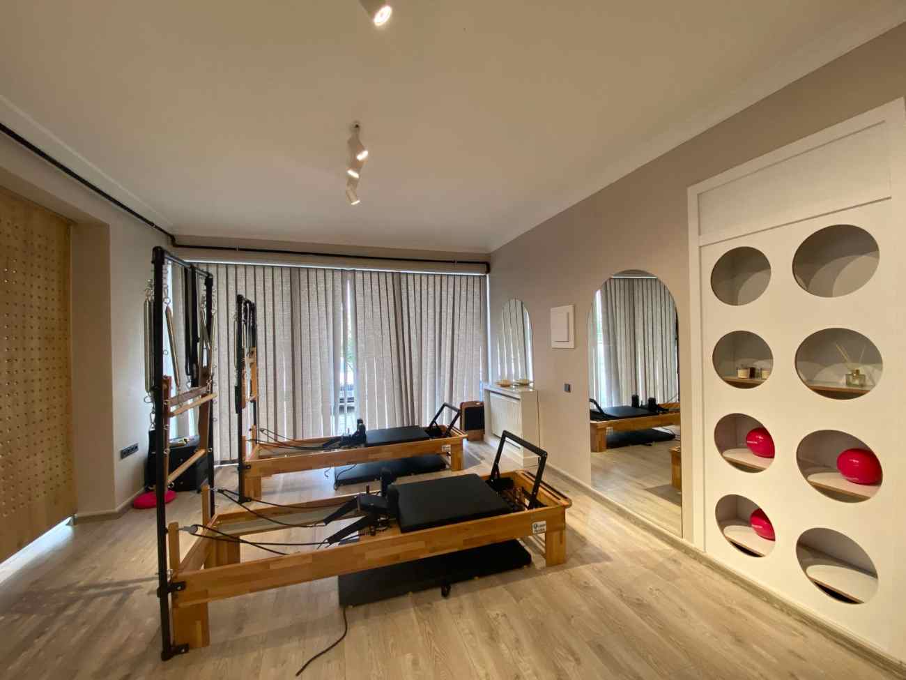 Complete Pilates - 2. Fotoğraf