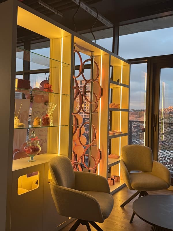 Fzt. Ece Karakoç  - 5. Fotoğraf