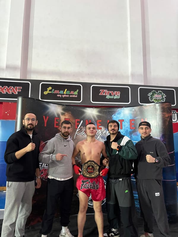 Serin Fight Academy - 6. Fotoğraf Serin Fight Academy - 6. Fotoğraf