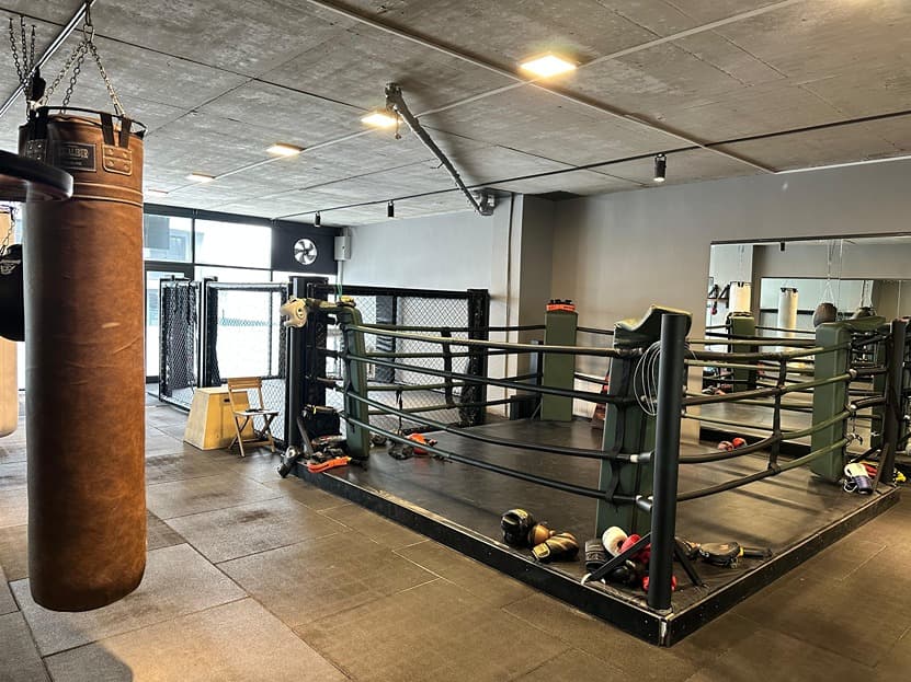 Red Gym Fight  - Oran  Total Body - 3. Fotoğraf